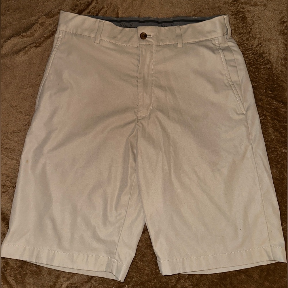 Walter Hagen Men’s Perfect 11 Golf Shorts